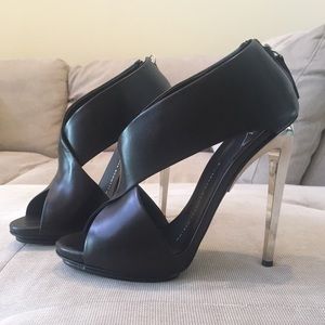 Giuseppe Zanotti booties ⚡️FLASH SALE⚡️